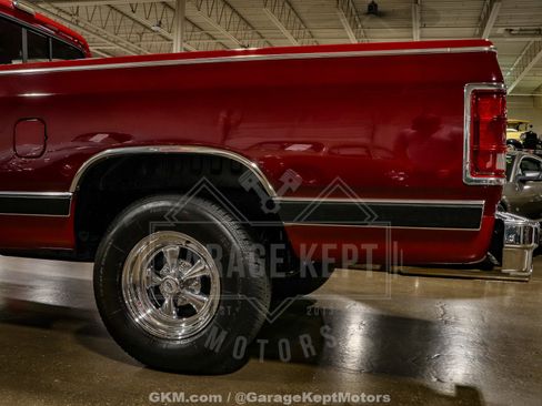 Used 1989 Dodge D/W Truck 150 image 40