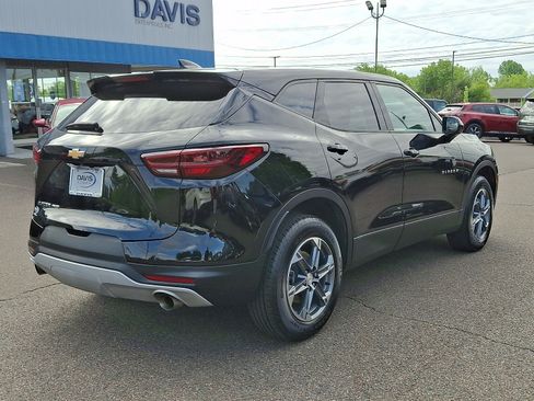 Used 2025 Chevrolet Blazer LT AWD/4WD image 4
