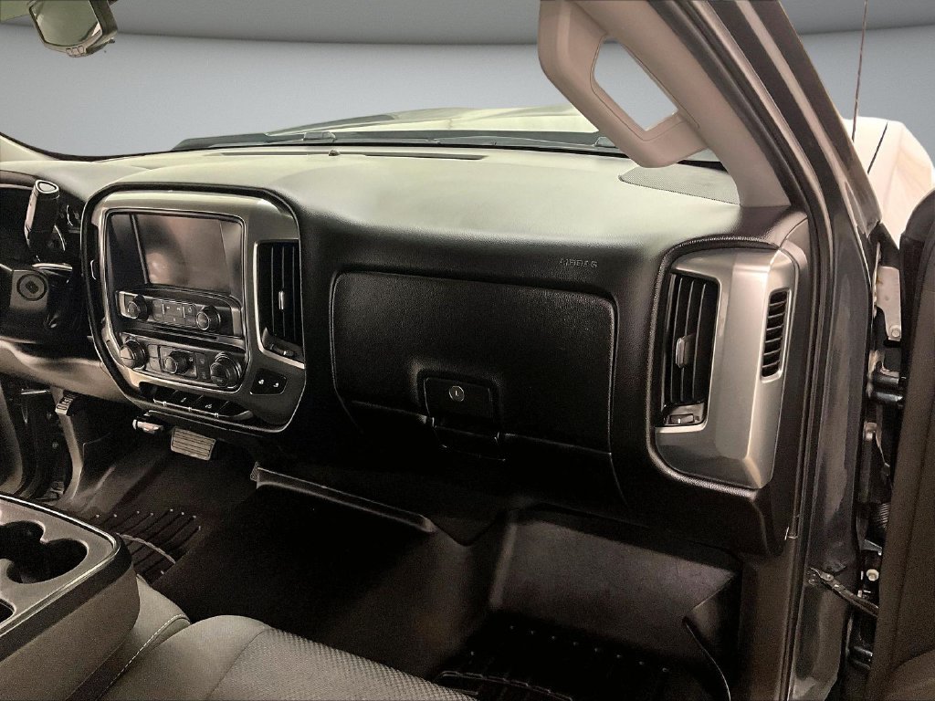 Used 2018 Chevrolet Silverado 1500 LT w/ All Star Edition AWD/4WD image 26
