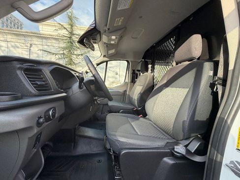 Used 2024 Ford Transit 250 Low Roof w/ Exterior Upgrade Package image 19