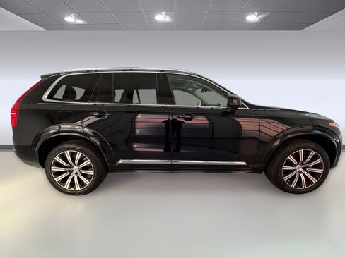 Used 2025 Volvo XC90 B6 Plus image 7