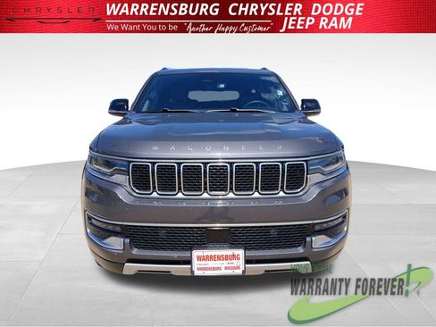 Used 2024 Jeep Wagoneer Series II AWD/4WD image 10