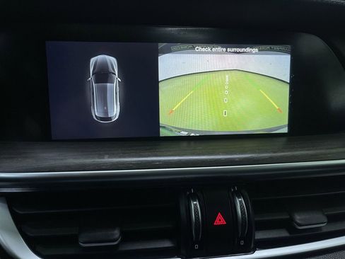 Used 2022 Alfa Romeo Stelvio Ti image 23