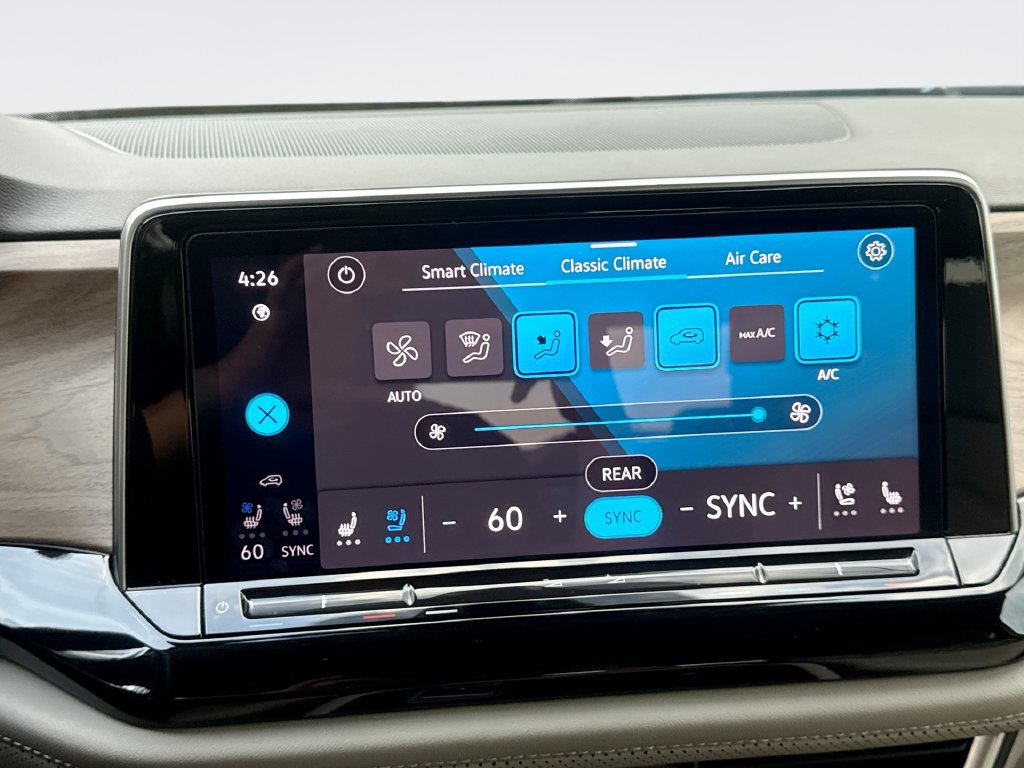 Used 2024 Volkswagen Atlas SE FWD image 16
