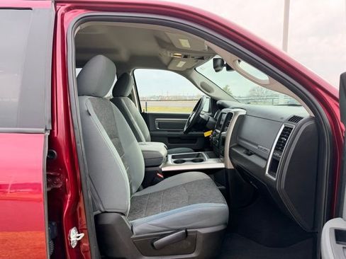 Used 2019 RAM 1500 Big Horn image 11