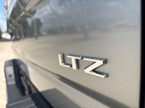 New 2026 Chevrolet Silverado 2500 LTZ w/ LTZ Premium Package AWD/4WD image 13