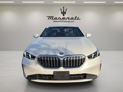 Used 2025 BMW 530i xDrive image 8