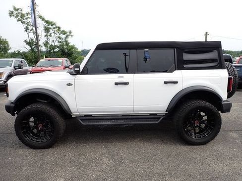 Certified 2023 Ford Bronco Wildtrak AWD/4WD image 2