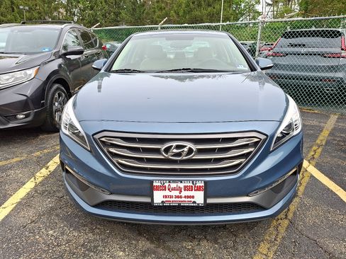 Used 2017 Hyundai Sonata Sport w/ Cargo Package FWD image 2