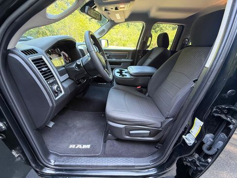 Used 2020 RAM 1500 Warlock w/ Electronics Group AWD/4WD image 9
