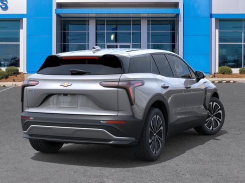 New 2026 Chevrolet Blazer EV LT image 40