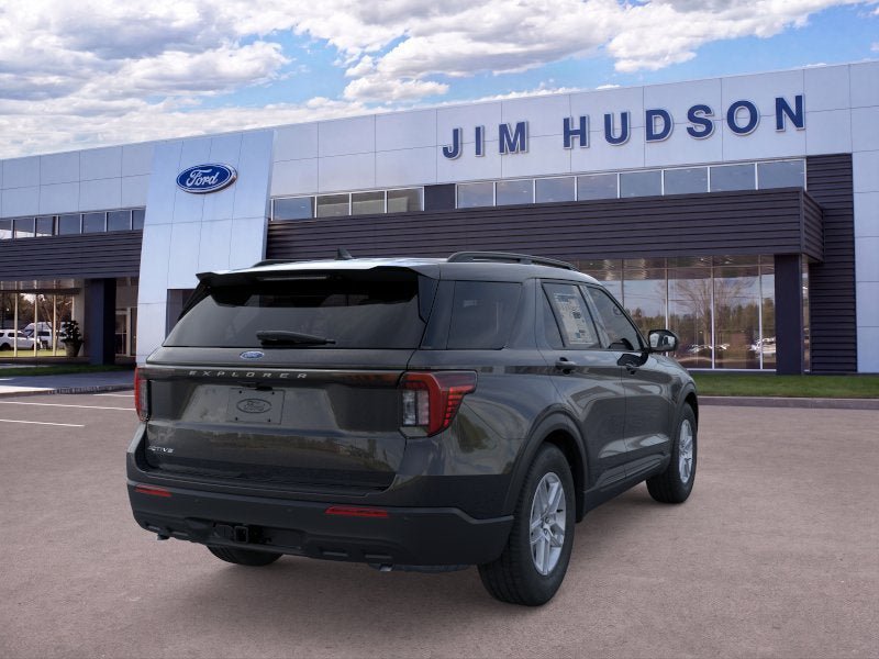 New 2026 Ford Explorer Active RWD image 8