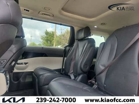 Used 2022 Kia Carnival SX Prestige FWD image 13