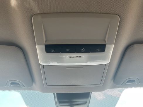 Used 2025 Nissan Altima 2.5 SV FWD image 16