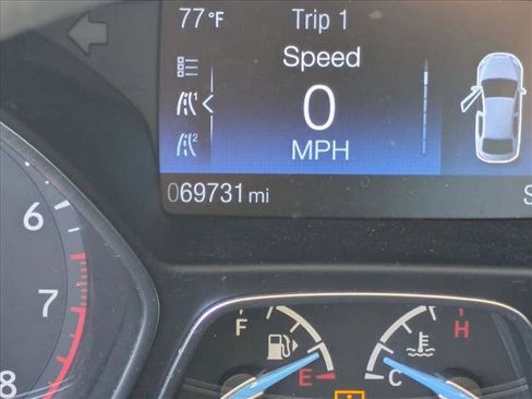 Used 2018 Ford Focus SE FWD image 11