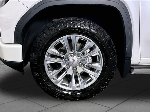 Used 2023 GMC Sierra 1500 Denali w/ Technology Package AWD/4WD image 11