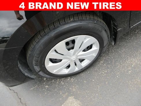 Used 2025 Nissan Versa S w/ Trunk Package FWD image 4