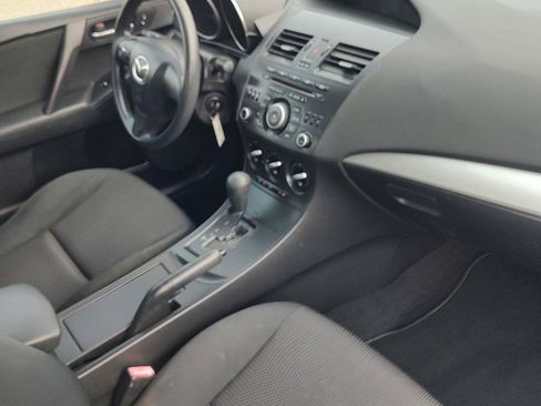 Used 2012 MAZDA MAZDA3 i Sport FWD image 27