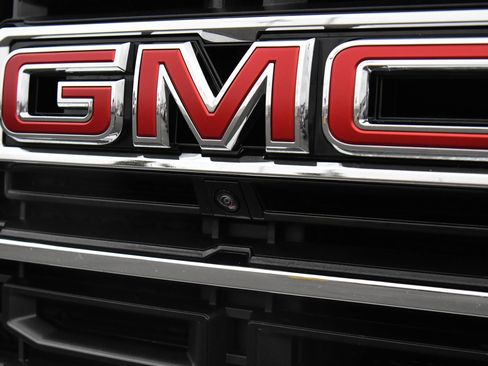 Used 2024 GMC Acadia Elevation image 12