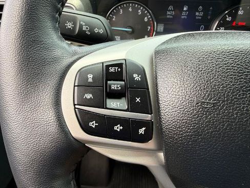 Certified 2023 Ford Explorer XLT w/ Equipment Group 202A AWD/4WD image 20