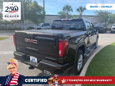 Used 2025 GMC Sierra 1500 Denali w/ Technology Package AWD/4WD image 4