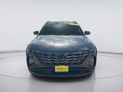 Used 2023 Hyundai Tucson Limited AWD/4WD image 2