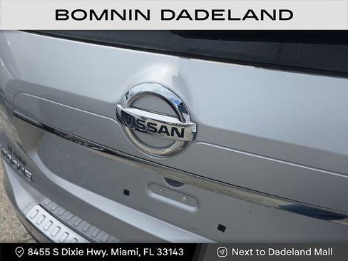 Used 2014 Nissan Rogue S image 16