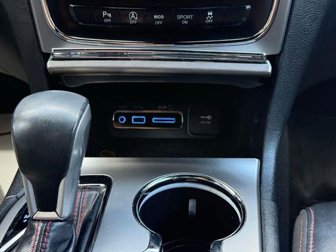 Used 2017 Jeep Grand Cherokee Trailhawk AWD/4WD image 50