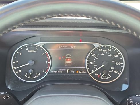 Certified 2025 Nissan Rogue SV FWD image 32