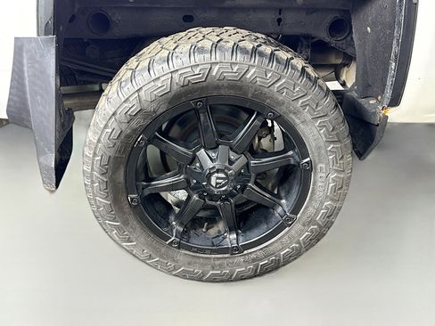 Used 2017 Chevrolet Silverado 1500 LT w/ All Star Edition image 31