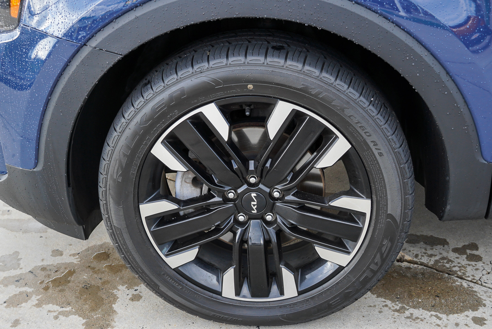 Used 2024 Kia Telluride SX Prestige AWD/4WD image 12