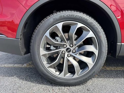 New 2025 Lincoln Aviator AWD w/ Equipment Group 101A image 17