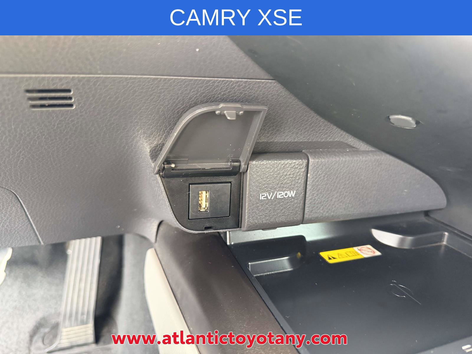 Used 2024 Toyota Camry XSE FWD image 21