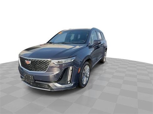 Certified 2025 Cadillac XT6 Premium Luxury w/ Platinum Package image 4