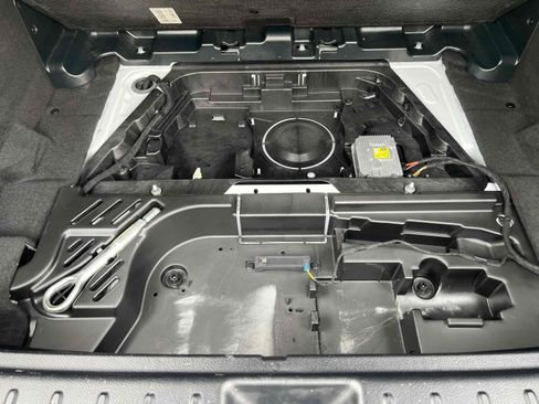 Used 2020 Mercedes-Benz GLB 250 4MATIC image 58