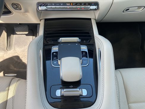 Used 2020 Mercedes-Benz GLS 450 4MATIC image 17