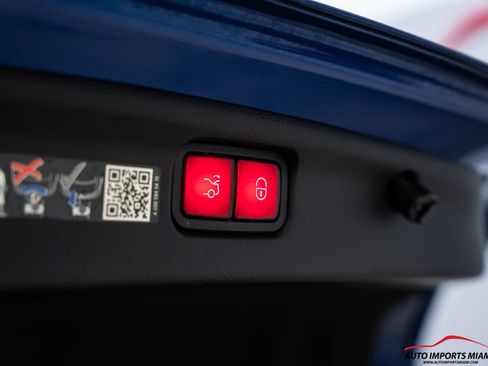 Used 2023 Mercedes-Benz C 300 Sedan image 63