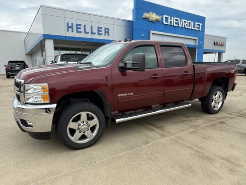 Used 2013 Chevrolet Silverado 2500 LTZ w/ LTZ Plus Package AWD/4WD image 3