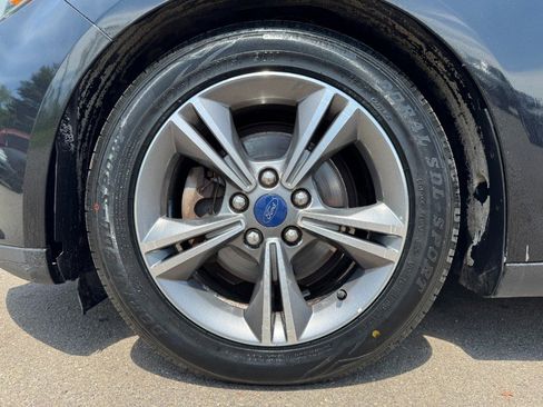 Used 2016 Ford Focus SE FWD image 13