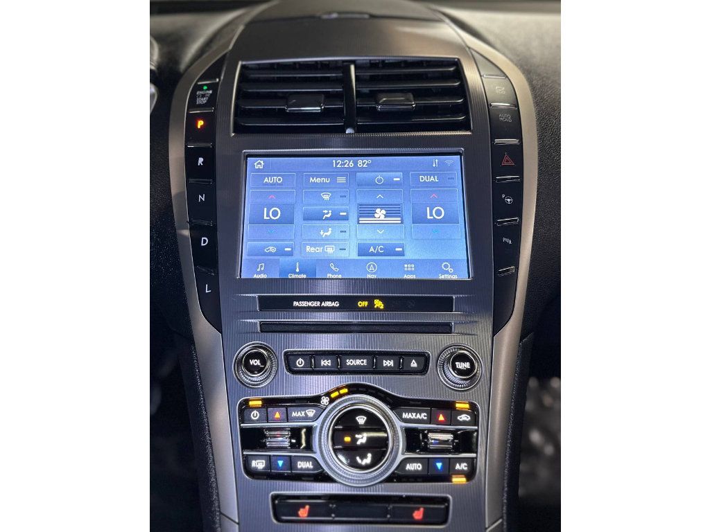 Used 2020 Lincoln MKZ Reserve FWD image 26