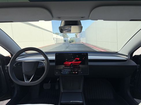 Used 2025 Tesla Model 3 RWD image 13