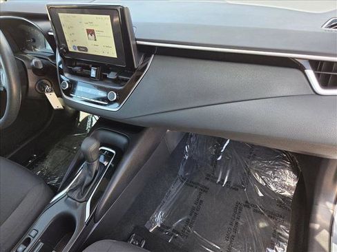 Certified 2025 Toyota Corolla LE image 20