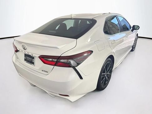 Used 2024 Toyota Camry SE FWD image 15