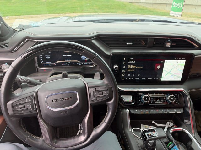 Used 2024 GMC Sierra 1500 Denali Ultimate AWD/4WD image 9