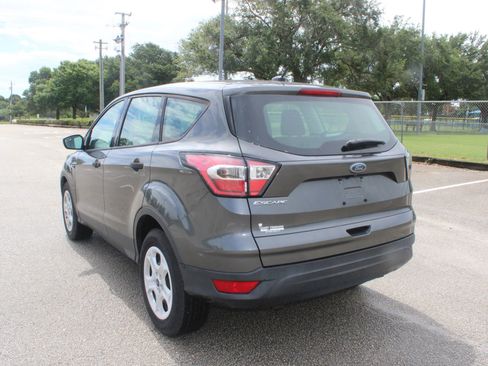 Used 2017 Ford Escape S FWD image 5
