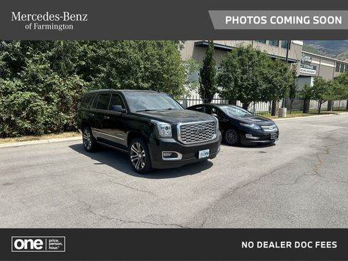 Used 2019 GMC Yukon Denali w/ Denali Ultimate Package AWD/4WD image 1