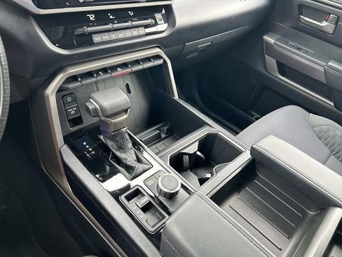 Used 2022 Toyota Tundra SR5 w/ SR5 Convenience Package image 24