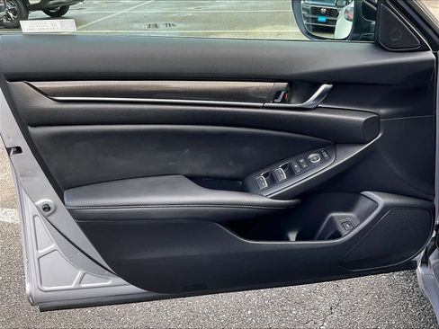Certified 2022 Honda Accord Sport image 9