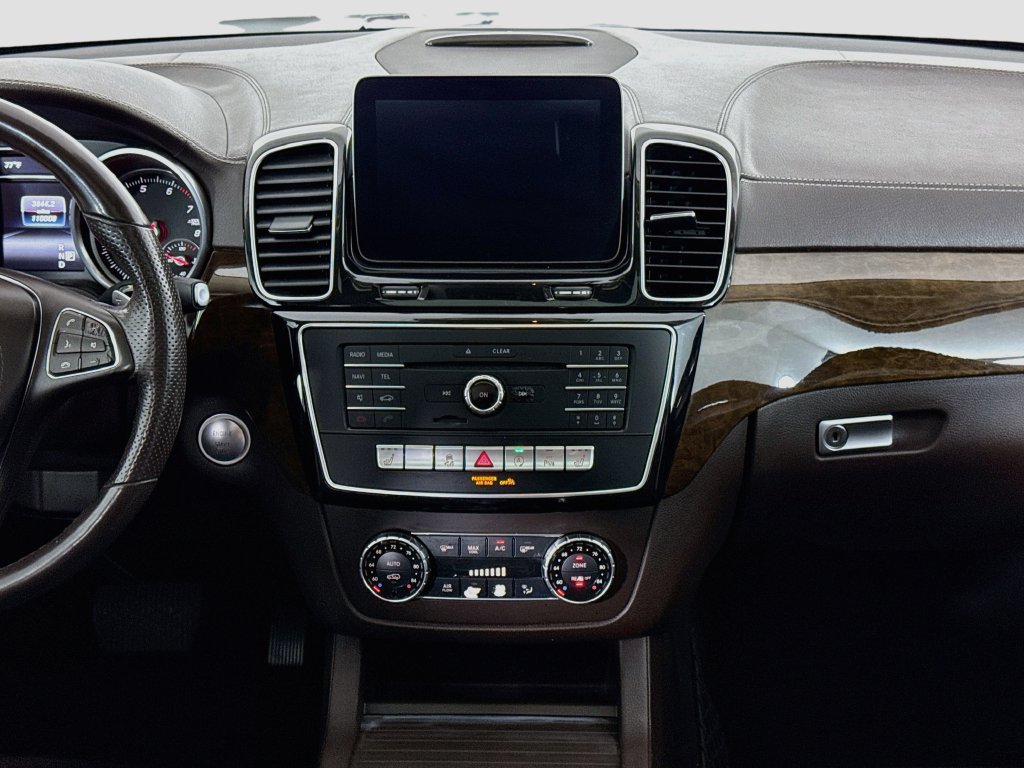 Used 2017 Mercedes-Benz GLS 450 4MATIC image 14