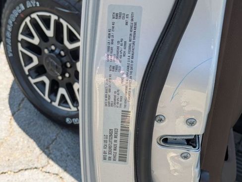 New 2026 RAM 2500 Limited image 44